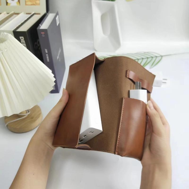 Tech Accessories For Travel - 1 Buah Tas Organizer Multi-Kompartemen Kulit