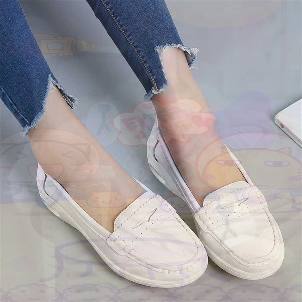 Tech Accessories Ideas - Sepatu Ukuran Besar Wanita Slip-On Lembut