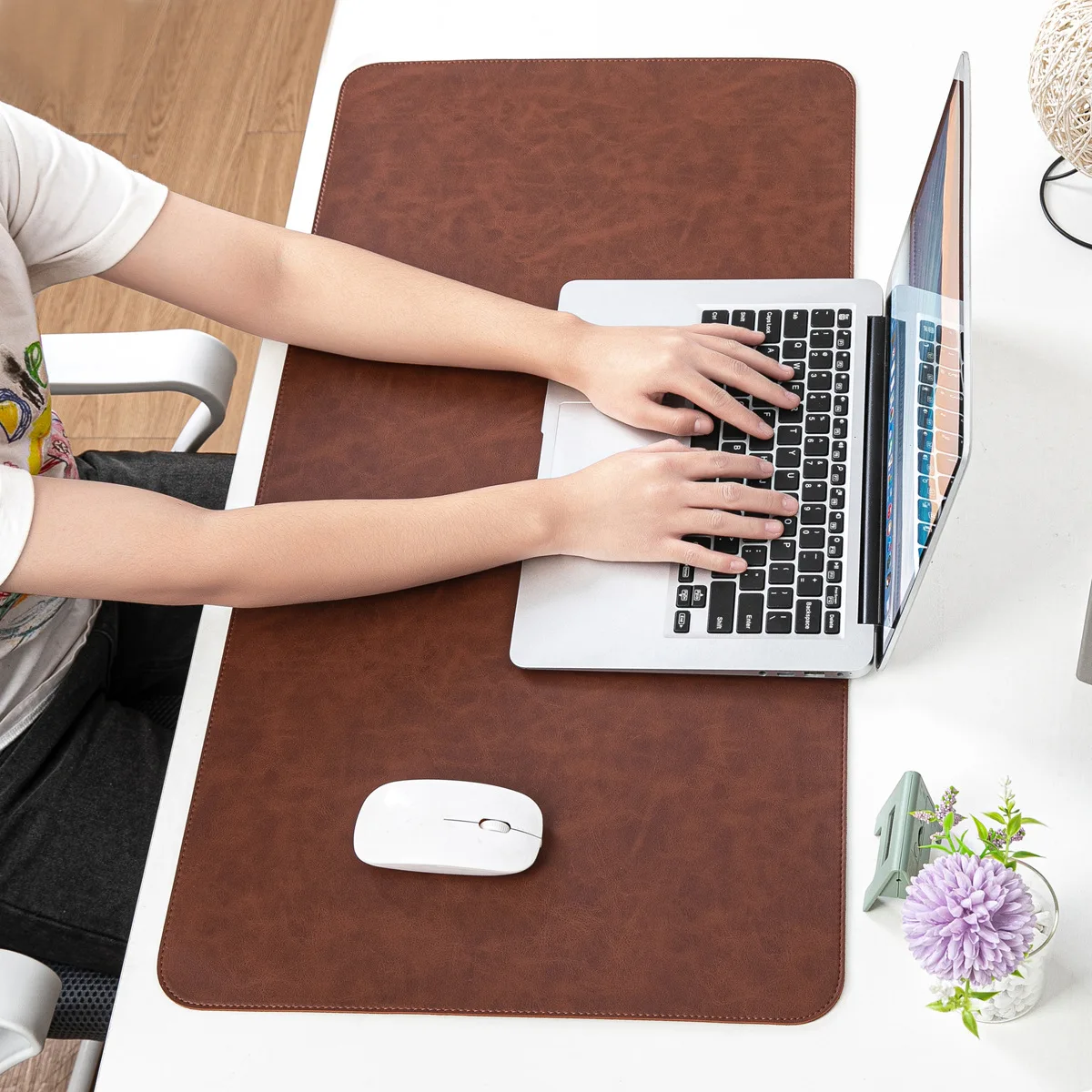 Alas Meja Tahan Air PU Alas Mo - Mouse Charging Pad ulasan dan harga